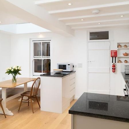 Villa Beautiful And Contemporary Cornish Townhouse In Penzance Extérieur photo