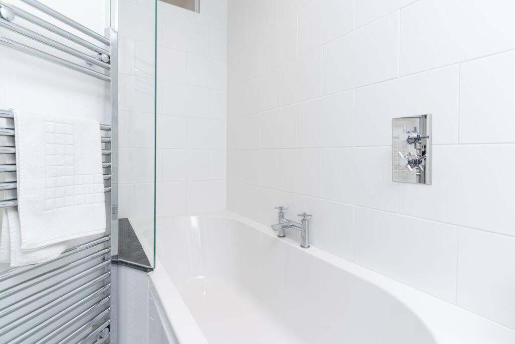 Villa Beautiful And Contemporary Cornish Townhouse In Penzance Extérieur photo