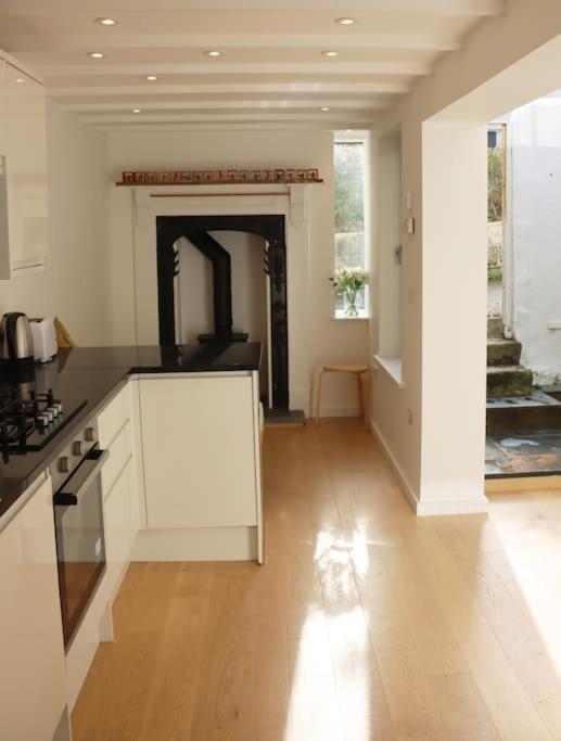 Villa Beautiful And Contemporary Cornish Townhouse In Penzance Extérieur photo